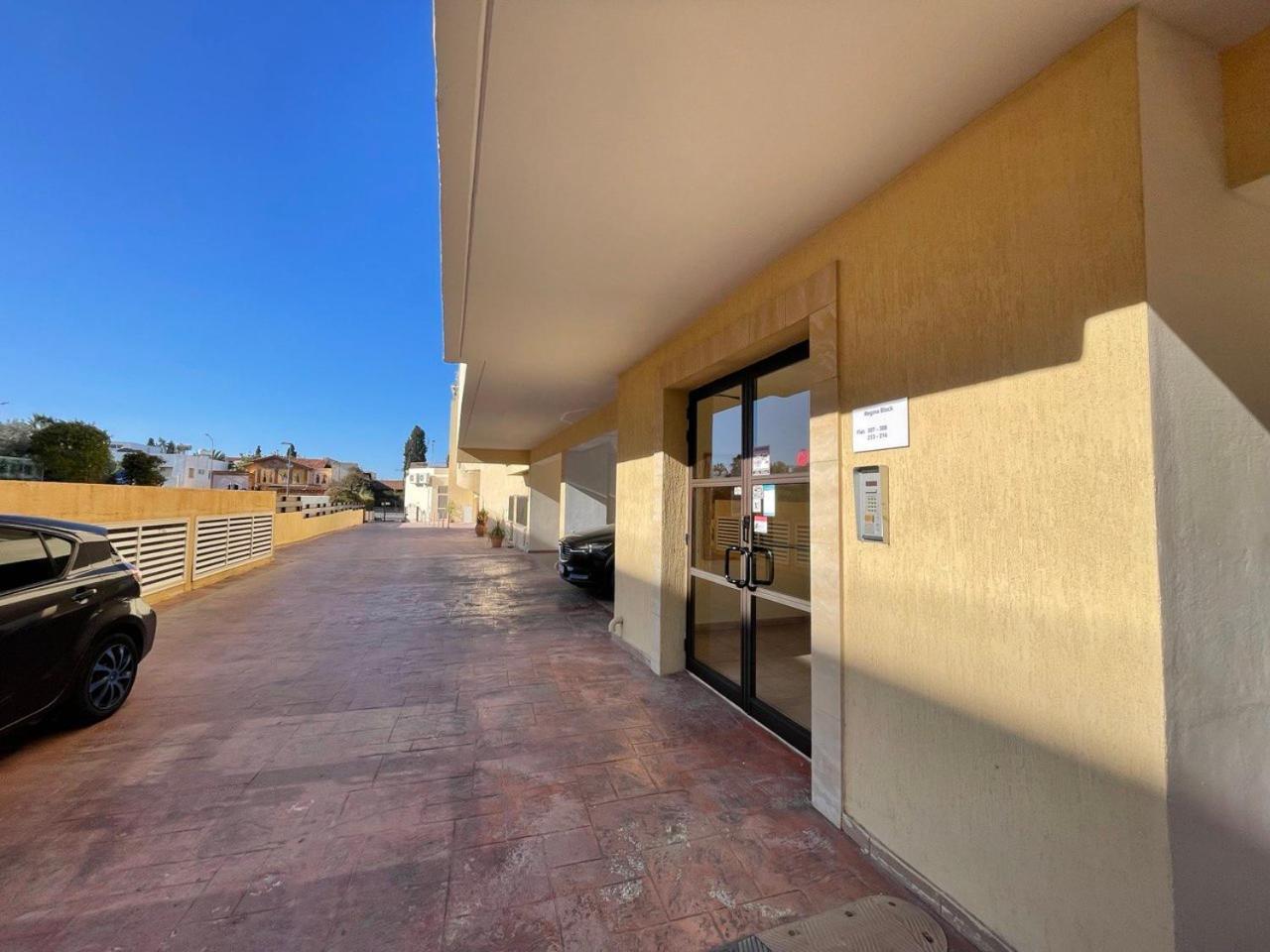 Queens Gardens Paphos Exterior photo